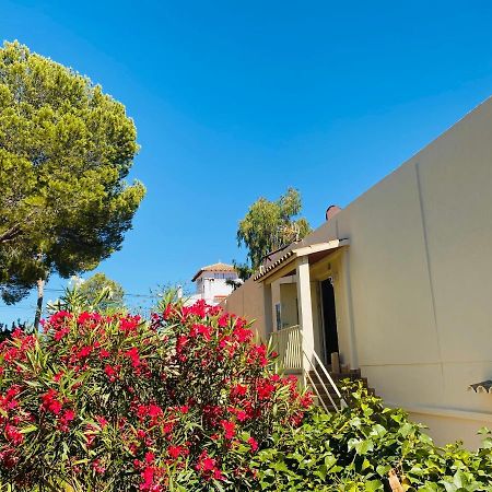 Hostal Villa Senese Peguera Buitenkant foto